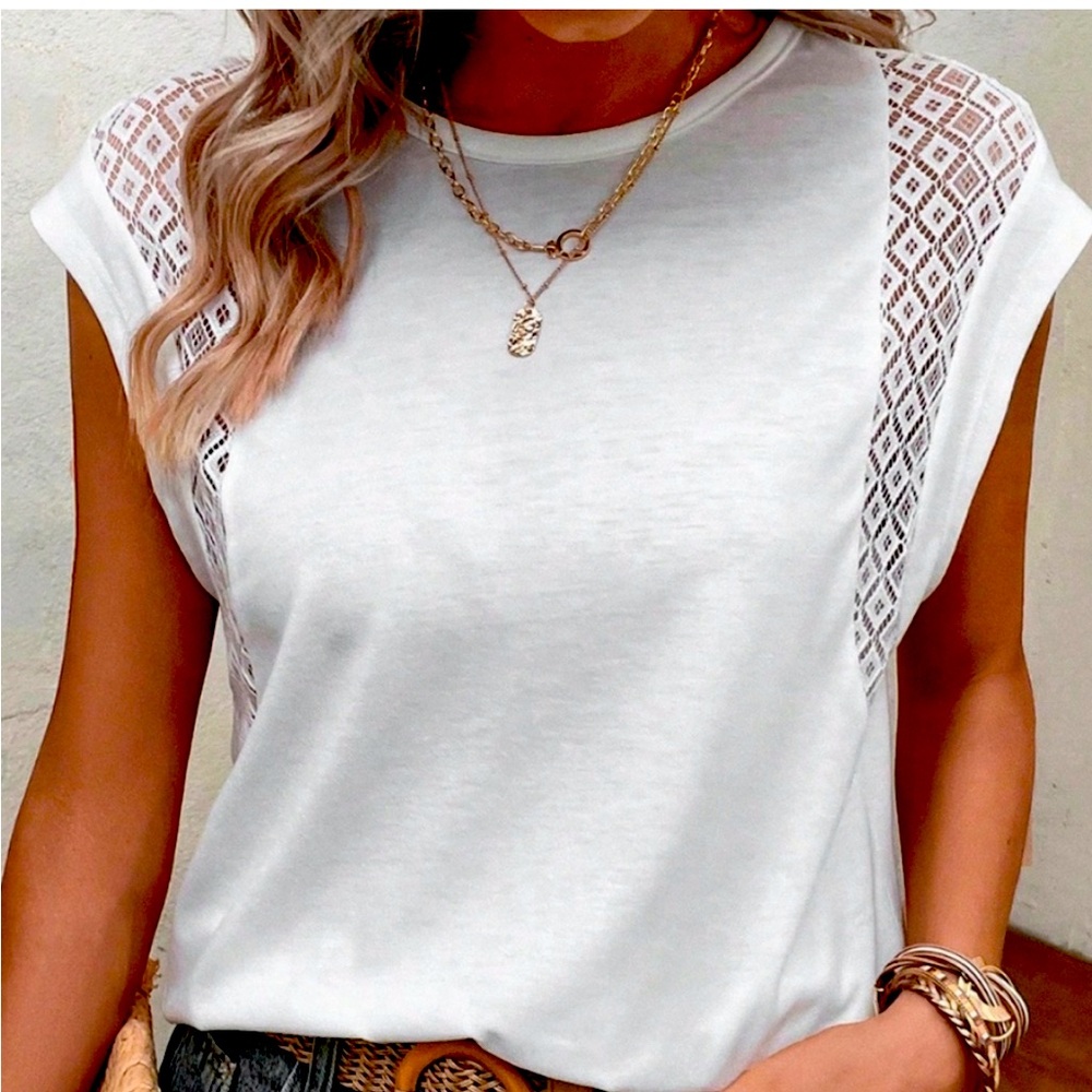 B13 WHOLESALE-SPRING BLOUSE IN WHITE. Item: Lace Detail Round Neck Tank